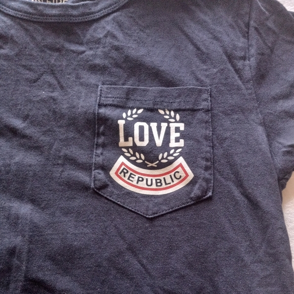 ON FIRE NAVY BLUE LOVE REPUBLIC SHORT SLEEVE SHIRT. WOMENS SIZE M. - Picture 6 of 12